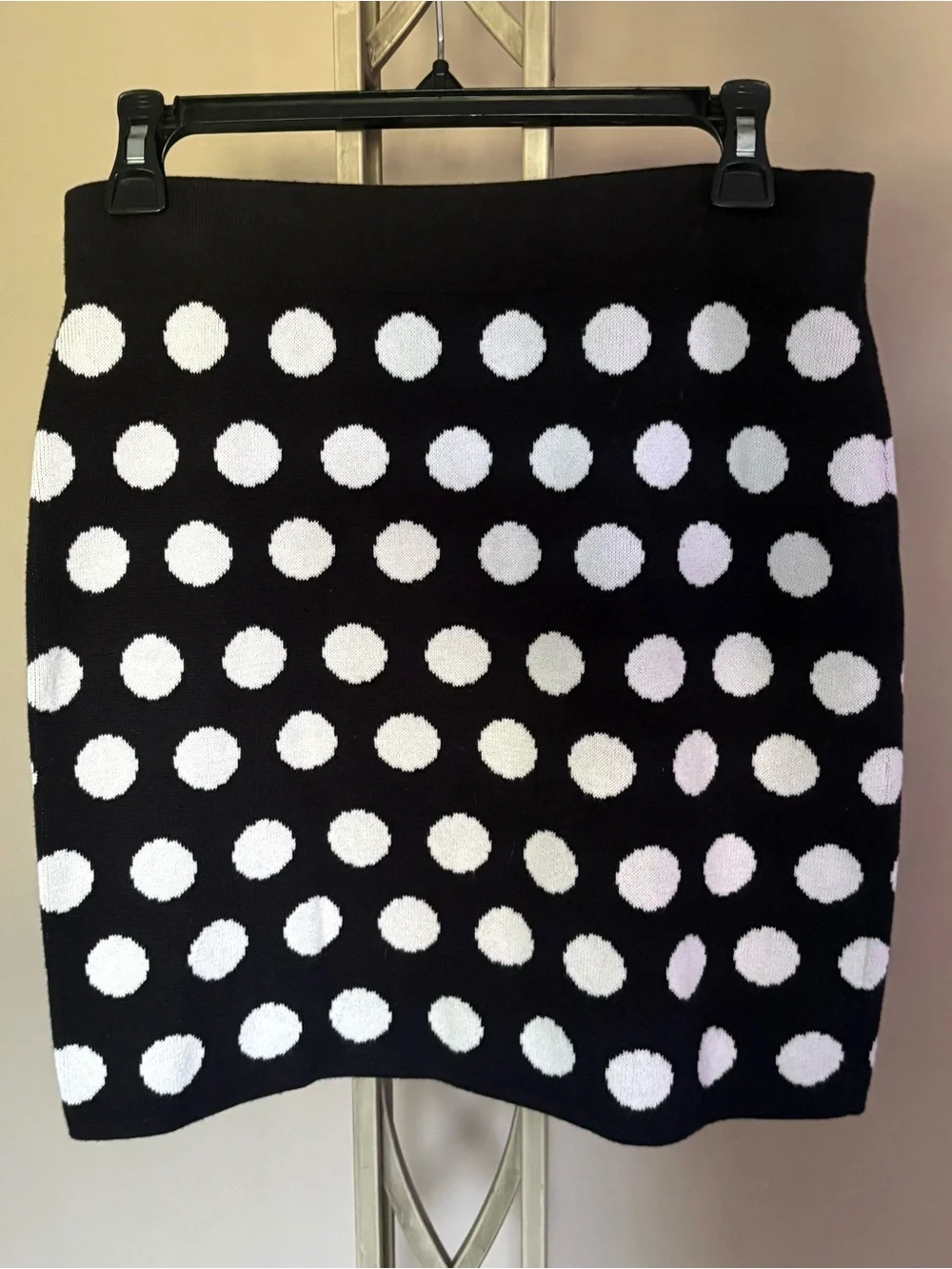 Ann Taylor The Loft Black and White Polka Dot Mini Pencil Pull On Knit Skirt